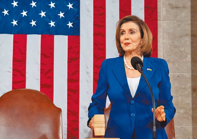 美国眾议院议长裴洛西8月访台，中共立即宣布一连串锁台军演。（路透）