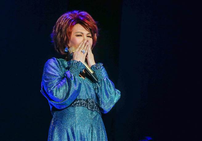 蔡琴今晚开唱忍不住落泪。（粘耿豪摄）