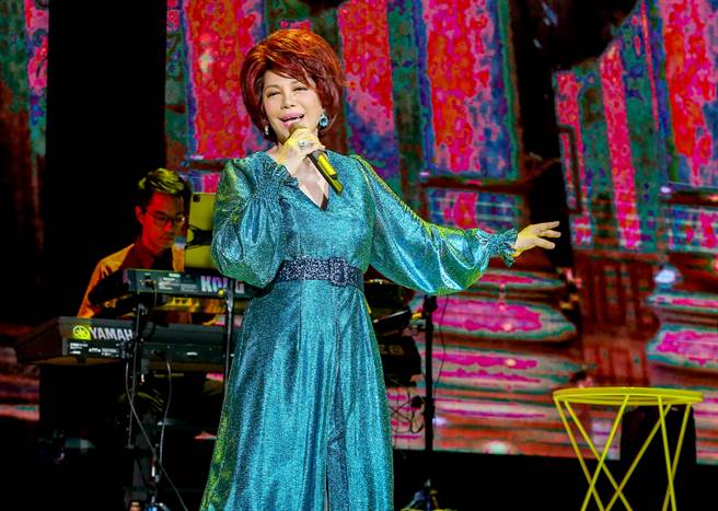 蔡琴今晚开唱忍不住落泪。（粘耿豪摄）