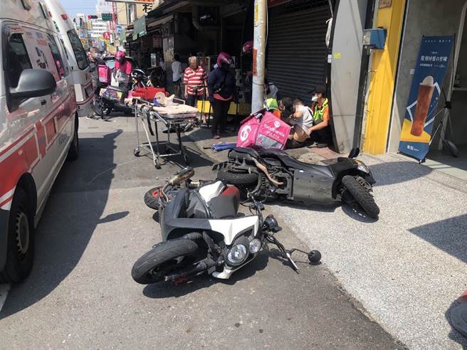 云林县斗六市妇人疲劳驾驶，1名外送员惨被撞飞。（斗六分局提供／张朝欣云林传真）