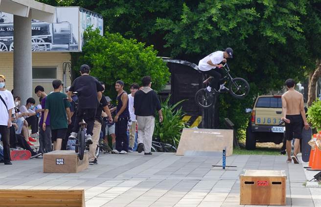 台东首场街头文化艺术聚今登场。（蔡旻妤摄）