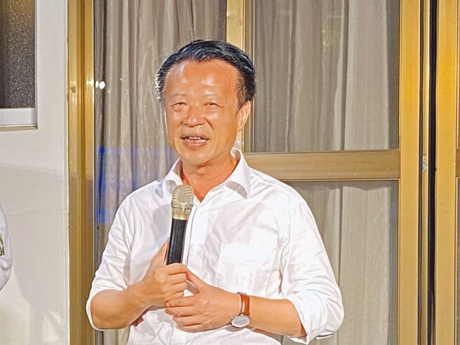 嘉義縣長翁章梁表示，已將建構完善育兒環境、完備準公共化托育制度列縣政首要政策。（廖素慧攝）