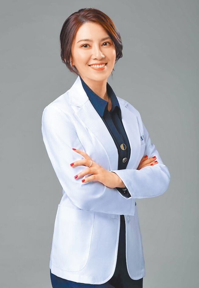 許藍方將上薛楷莉的新節目談論「性教育」。（中天新聞提供）