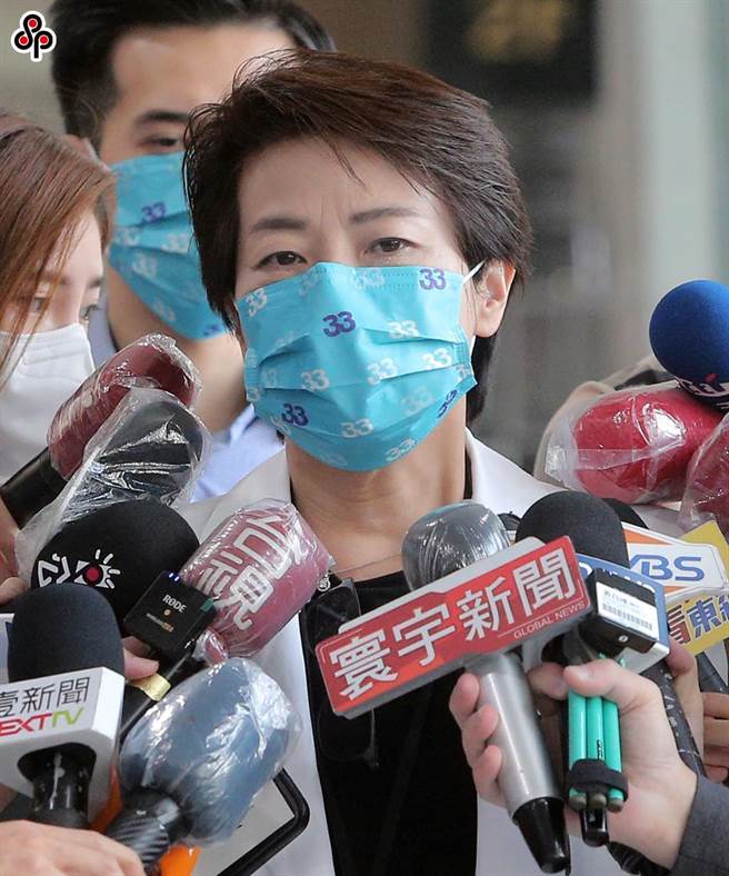 黃珊珊今早受訪表示，「台灣人沒有一個人不保台，不管簽不簽不要造成對立，哪個人會簽投降書呢？」（本報資料照片）