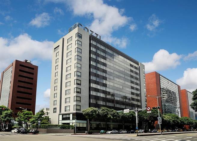 和逸饭店台北民生馆为和逸品牌首家据点，邻近捷运行天宫站，优越交通地理位置。（国泰饭店观光事业提供）  