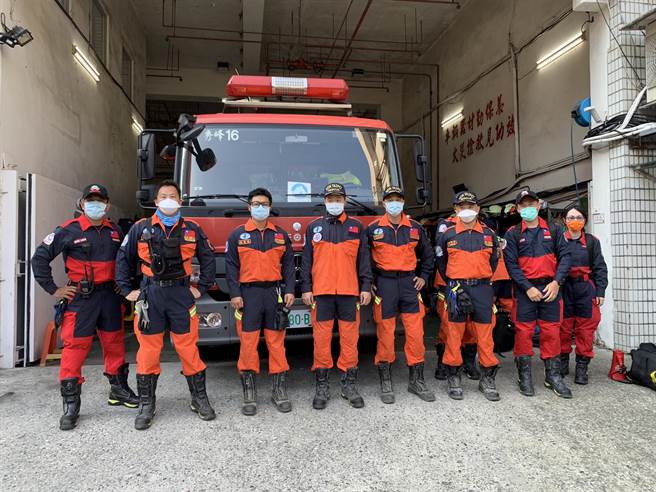 花东震灾 侯友宜派员：全力助花莲度过难关。（新北市消防局提供）