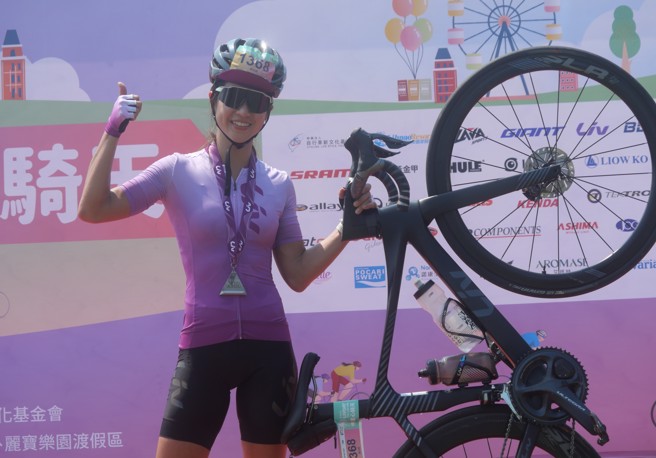 「美女警花」谢伯韶有意復出挑战113公里铁人赛。（捷安特提供）