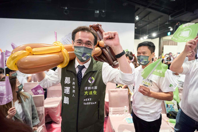 对于被指撒币要求动员出席授旗大会一事，民进党桃园市长候选人郑运鹏阵营做出回应。（资料照，郑运鹏竞办提供／蔡明亘桃园传真）