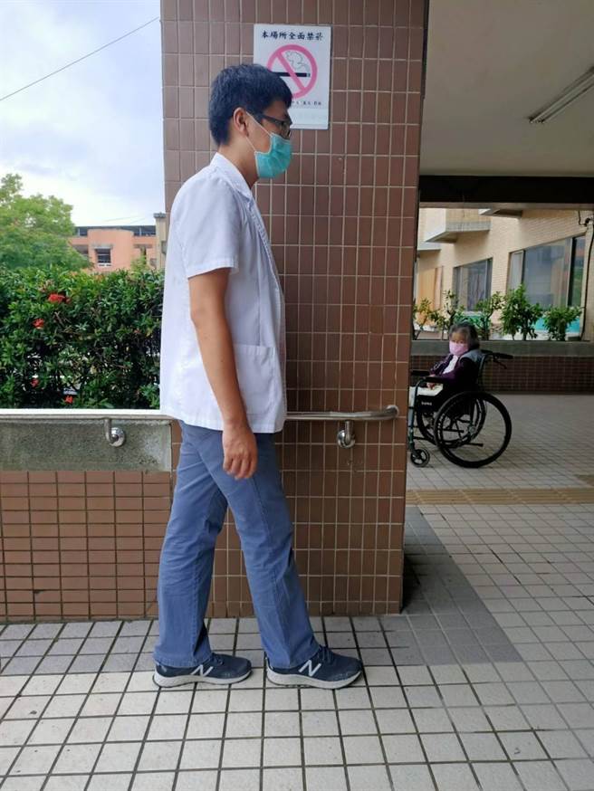 长辈多运动，可以增强肌耐力及平衡感。（南投医院提供／廖志晃南投传真）