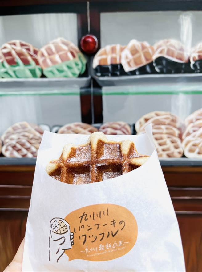 九州松饼瓦芙将七种谷粉融入松饼里面，打造松软Q弹口感。（九州松饼瓦芙提供）