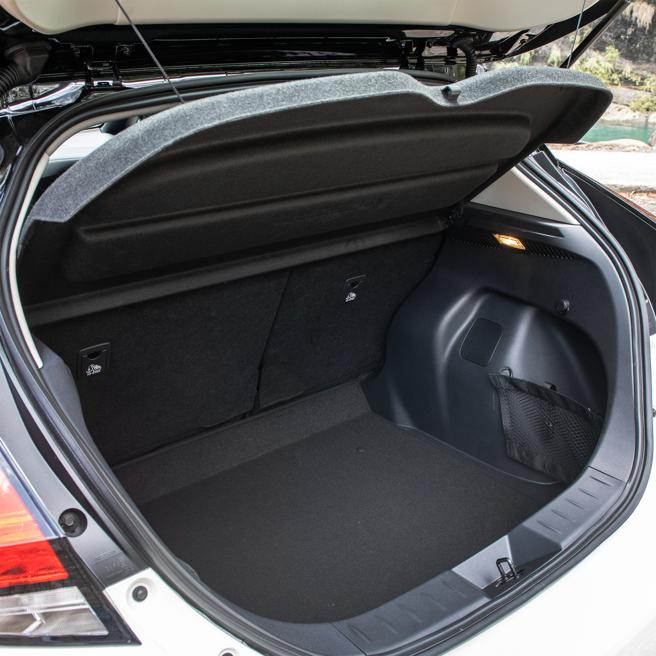行李廂容量達435L，可容納3個大行李箱。（陳大任攝）