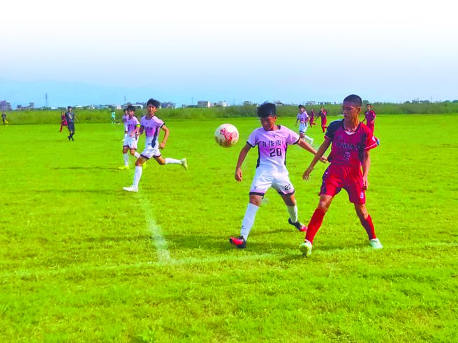 17日由宜兰县顺安国中、台东县丰田国中及新北市自强国中参与兰阳足迹杯赛事，为18日启用典礼揭开序幕。（五结乡公所提供／吴佩蓉宜兰传真）