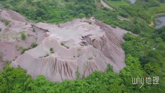 成因仍是謎 廢棄採石場出現「巨型指紋」 俯瞰畫面驚人