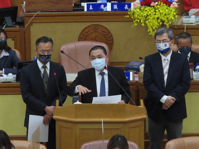 淡北道路 侯友宜：2025年完工没问题。（叶德正摄）