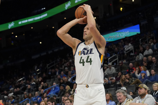 自从爵士展开重建后，波达诺维奇(Bojan Bogdanovic)成为各队的补强目标。(美联社)