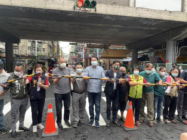 基隆市忠三橋改建工程完工，今日舉行通車儀式。（陳彩玲攝）
