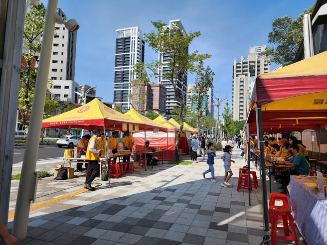 五新嘉年華針對不同年齡層的孩子設計豐富的課程，透過實際動手做、親身體驗的方式，讓參與的孩子滿載而歸。（圖/永慶房屋提供）