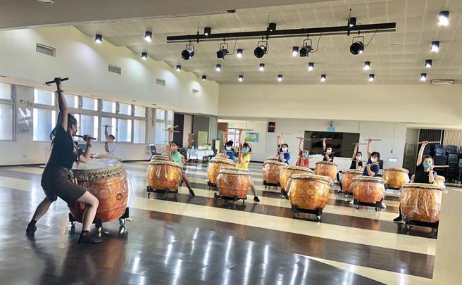 艺响观音今年迈入第3届，今年战鼓项目共开设基础、进阶与菁英班。（宋坤传艺提供／蔡明亘桃园传真）