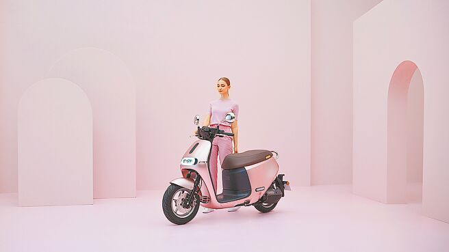 学生及教职员本月30日前购买Gogoro 2 Delight（见图）、Gogoro 2 Delight ABS和Gogoro 2 Premium享现折5000元。（Gogoro提供）