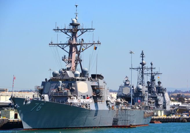 美國海軍勃克級飛彈驅逐艦「希金斯號」（USS Higgins）。（達志影像／shutterstock提供）
