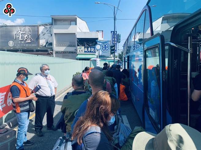 台铁表示，「类火车」接驳班表已改为每30分钟1班车。（本报资料照）