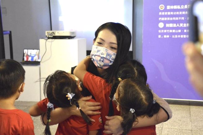 民眾党新竹市长参选人高虹安。（图／取自高虹安脸书）