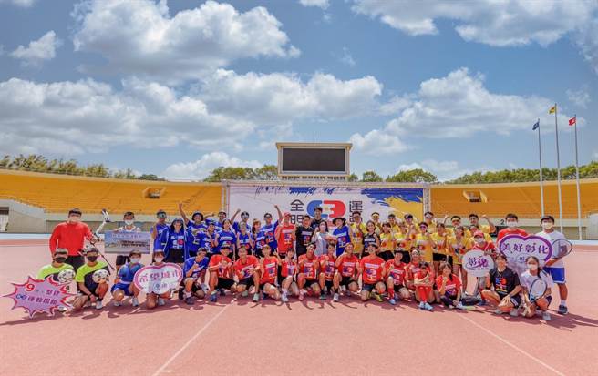  王惠美藉由节目推广彰化好吃好玩的地方。（好看娱乐提供／吴建辉彰化传真）