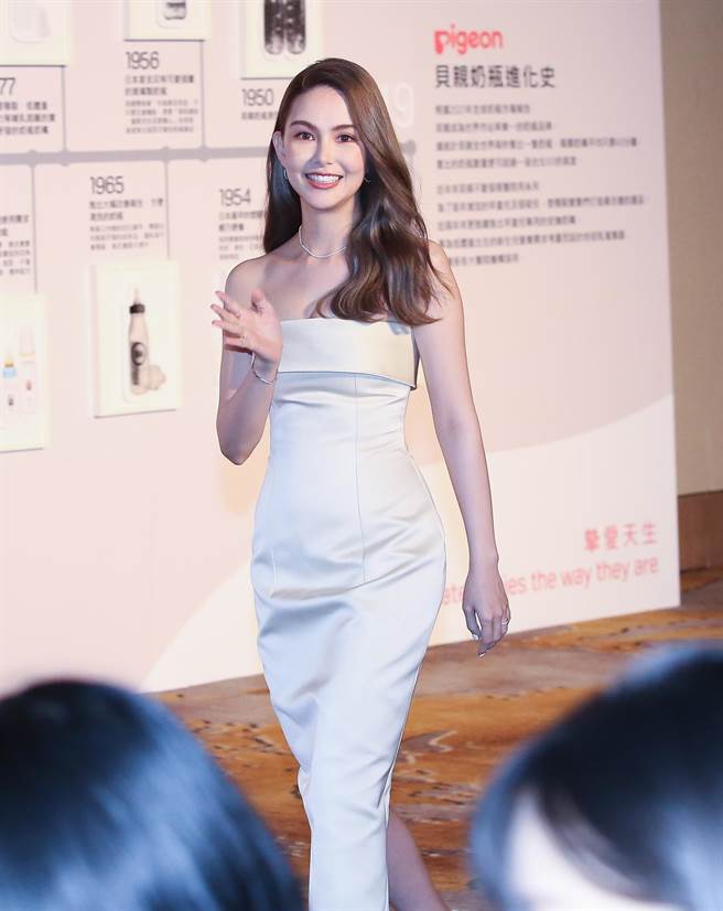 昆凌虽是三宝妈，仍少女感十足。（陈俊吉摄）