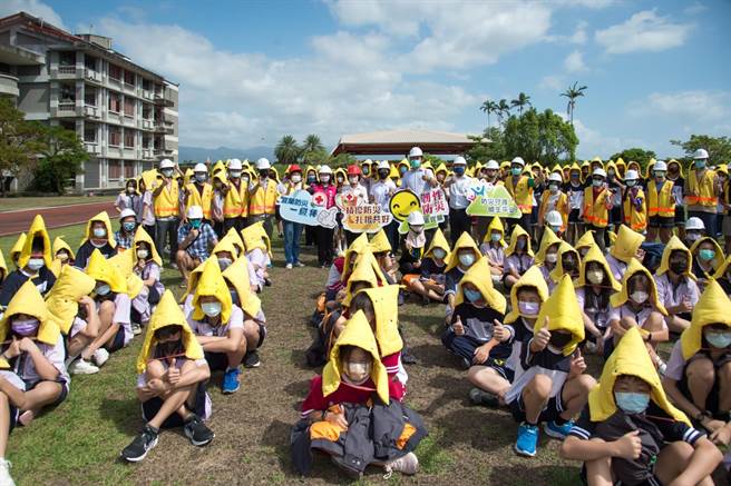 配合9月21日「國家防災日」，宜蘭縣政府今（21日）上午9時21分於壯圍國中，觀摩全校師生示範防災避難疏散演練。（宜蘭縣政府提供／吳佩蓉宜蘭傳真）