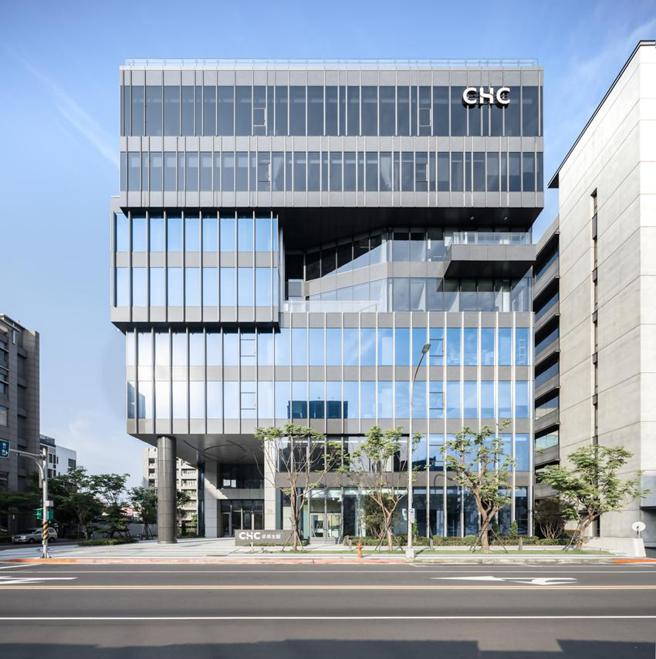 （第一银行统筹主办承业生医集团新台币25.8亿元联贷案完成签约。图／第一银行提供）  