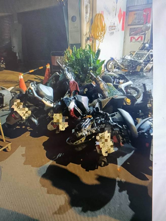 樹林區機車行無端遭人砸店。（民眾提供）