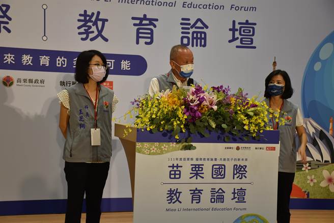 苗栗縣長徐耀昌非常重視學校國際教育。（謝明俊攝）
