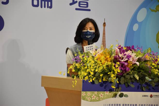 苗栗縣政府教育處長葉芯慧力推學校國際教育，打開學生視野。（謝明俊攝）