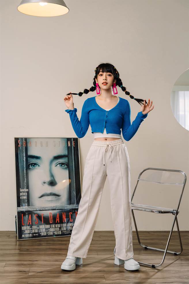 女装轻便裤，590元。（GU提供）