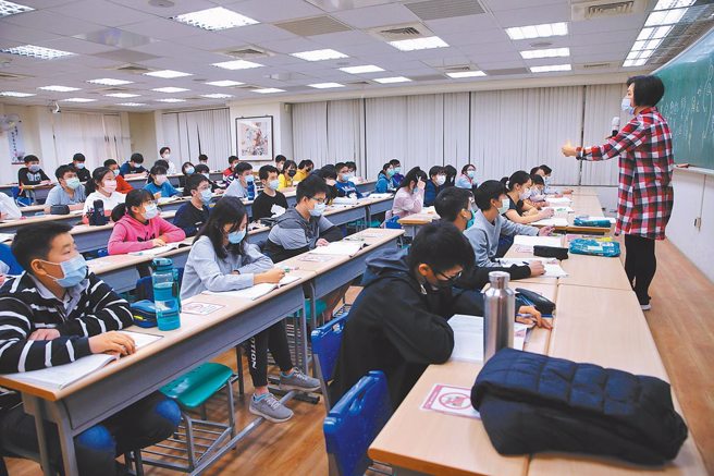 高虹安補習意外成綠營高級目標，讓法律系學霸搖頭大嘆無知。(示意圖／本報資料照)