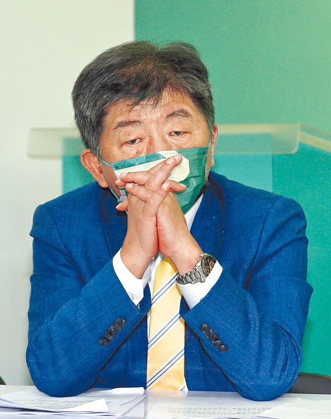 陈时中听到高端疫苗未列入日本认可疫苗时，强调中俄自制疫苗同样不被承认，随即传出日本拟承认中国科兴疫苗，重重打脸陈时中。（黄世麒摄）