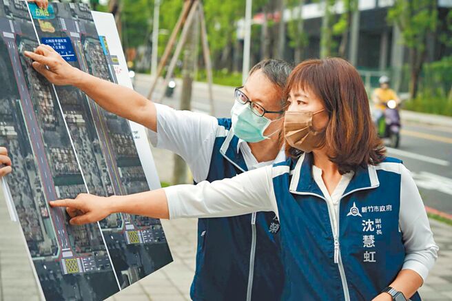 沈慧虹强调，她善于沟通协调，32年的公务经验，证明她不是素人，是最有经验的专业者。（陈育贤摄）