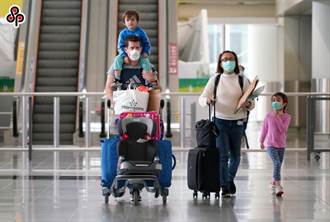香港公布放寬入境檢疫措施 旅客抵港首三日黃碼禁入餐廳