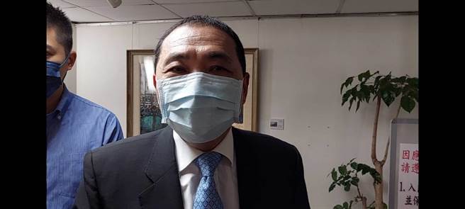 新北市长侯友宜表示，在放宽过程中，所以我们要谨慎，採取逐步慢慢解封。（陈慰慈摄）