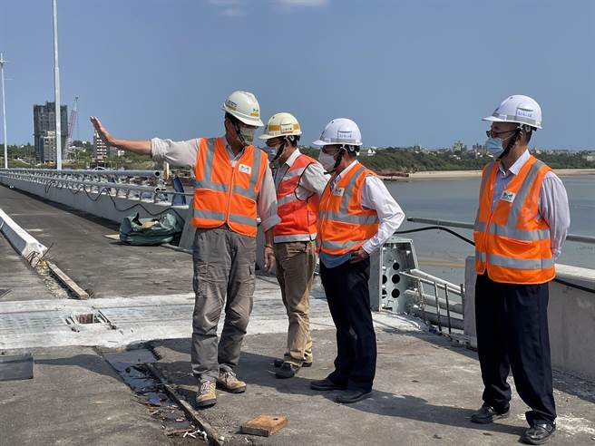 高公局昨(22日)出面说明，经巡检该处钢筋并未锈蚀，已进行补强改善，评估桥梁主体结构安全无虞(图金门县政府提供)