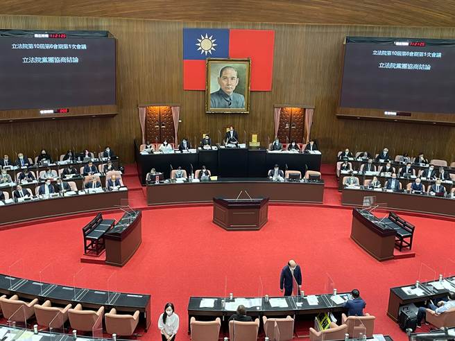 行政院長蘇貞昌本預定今（23日）赴立法院施政報告並備詢，黨團協商改至下周二（27日）。（葉書宏攝）