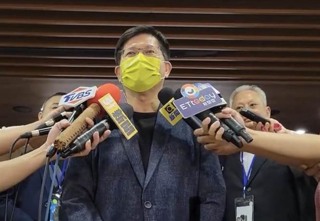 林佳龍再邀侯友宜辯論。（林佳龍競選辦公室提供）