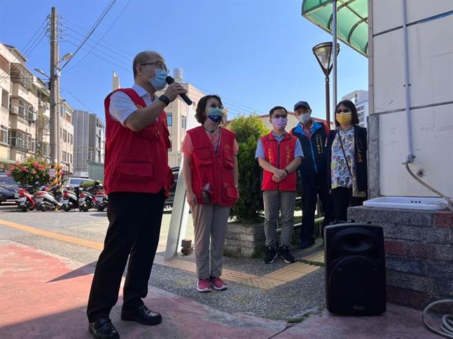 大雅区第5座示范性明显地图指示牌23日揭牌，由区长李修齐主持典礼。（大雅区公所提供）