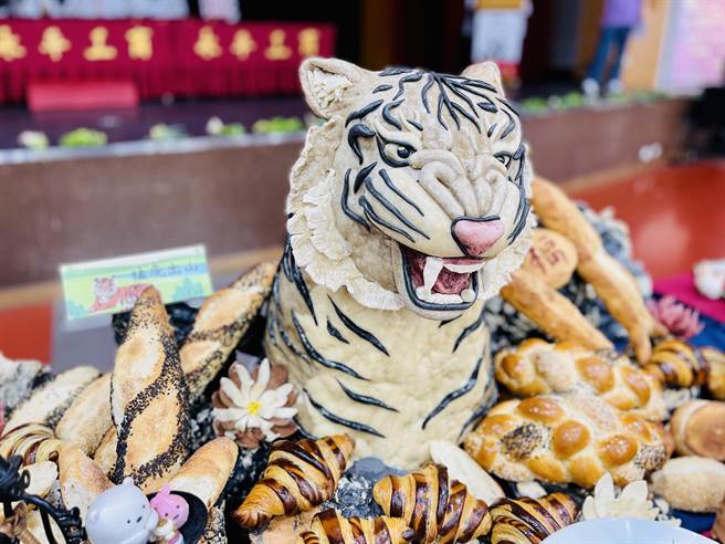 烘焙组制作的特色料理「猛虎出山」。（永平工商提供／蔡明亘桃园传真）