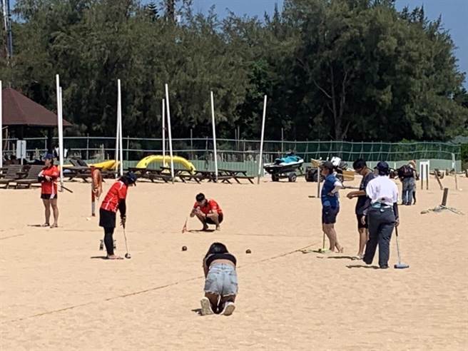 金門木球隊經過數番激烈鏖戰後，與澎湖木球隊並列團體總錦標第一名(圖金門縣政府提供)