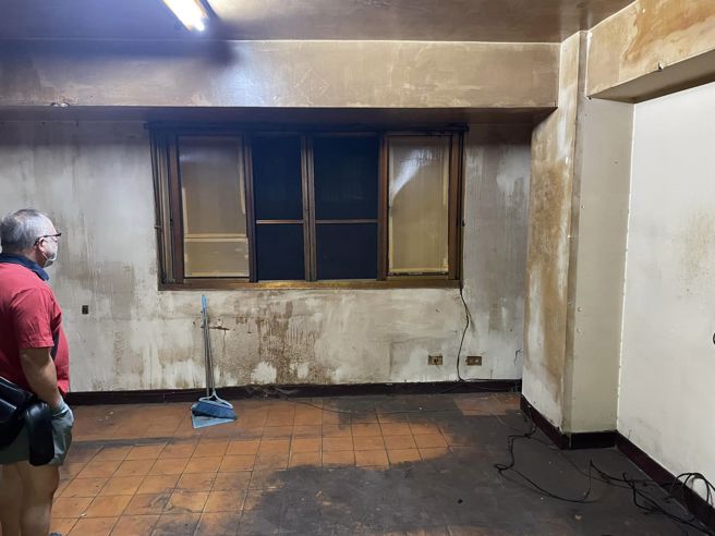 原PO分享屋况，「下水道风格」令人傻眼。（翻摄爆废公社公开版）