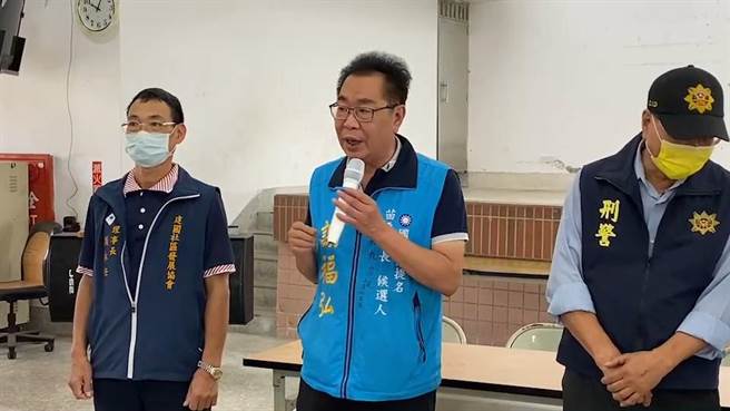 国民党提名苗栗县长参选人谢福弘24日赴头份市、三湾乡拜票。（谢福弘竞总提供／谢明俊苗栗传真）