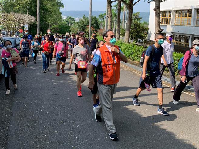 反菸拒槟办健走，千人响应健康生活。（南投县政府提供／廖志晃南投传真）