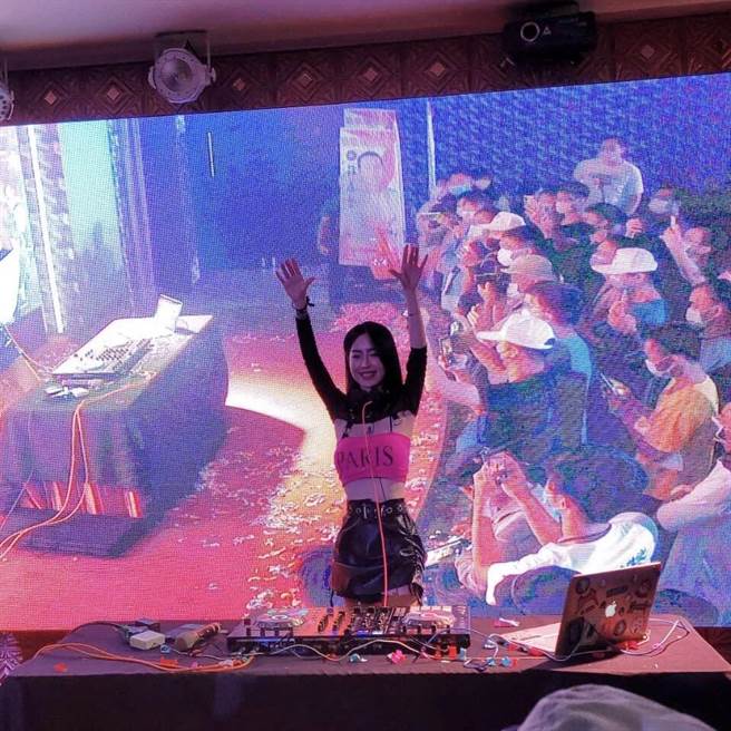 台南市长参选人林义丰今天成立溪北竞选总部，请来亚洲百大又被封为全台最美DJ的Queena举办电音趴造势。（主办单位提供／李俊淇台南传真）