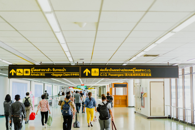 随着疫情趋缓，国门也逐渐解封，旅行除了行程安排与地点之外，最重要的是，好旅伴让你行程再无聊也变有趣，讨人厌又雷的旅伴就算地点再美心情也不美丽！（图/ shutterstock）